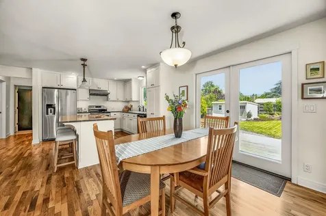 944 Mary Jane Avenue Ashland OR 97520