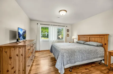 944 Mary Jane Avenue Ashland OR 97520