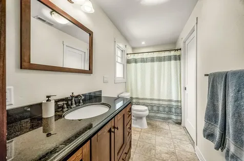 944 Mary Jane Avenue Ashland OR 97520