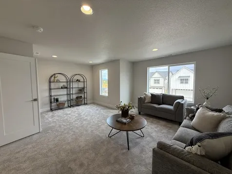 21412 SE Krakatoa Court Bend OR 97702