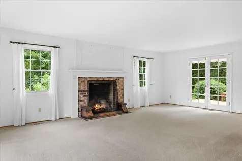 399 Mowetza Drive Ashland OR 97520