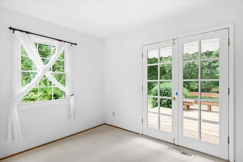 399 Mowetza Drive Ashland OR 97520