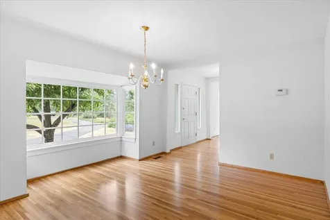 399 Mowetza Drive Ashland OR 97520