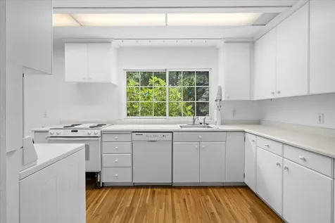 399 Mowetza Drive Ashland OR 97520