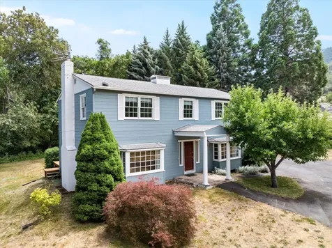 399 Mowetza Drive Ashland OR 97520