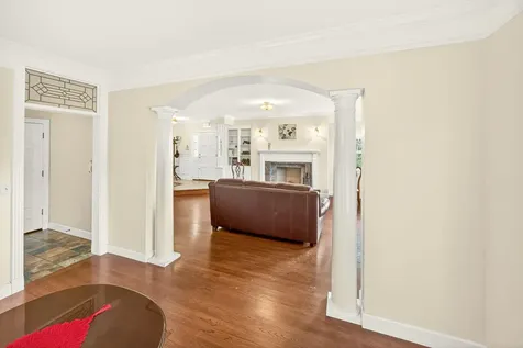 127 4th Avenue Gold Hill OR 97525