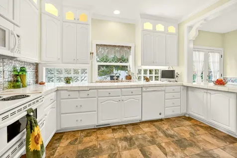 127 4th Avenue Gold Hill OR 97525