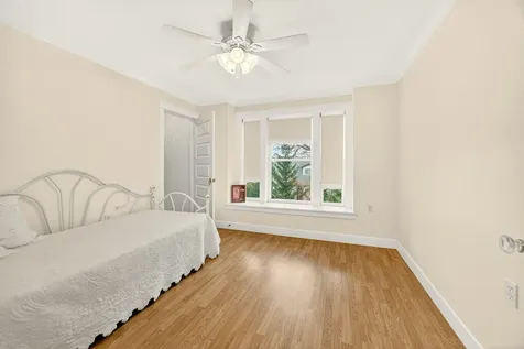 127 4th Avenue Gold Hill OR 97525