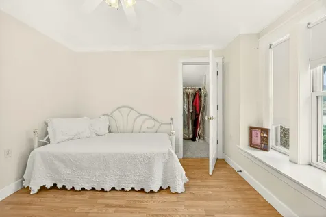 127 4th Avenue Gold Hill OR 97525