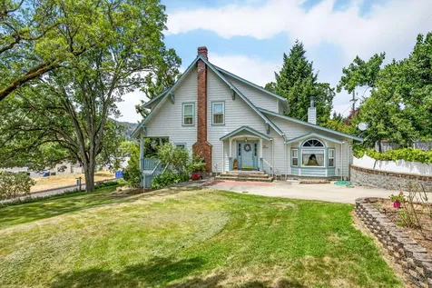 127 4th Avenue Gold Hill OR 97525