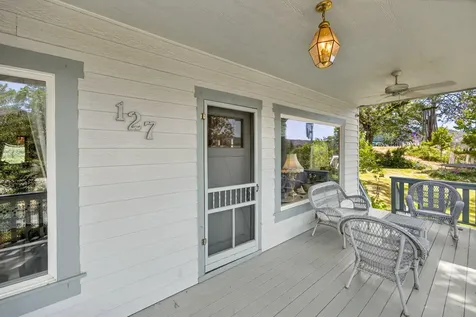 127 4th Avenue Gold Hill OR 97525