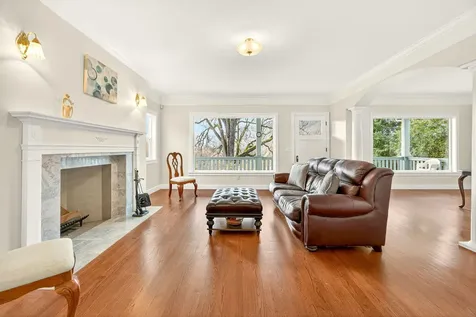 127 4th Avenue Gold Hill OR 97525