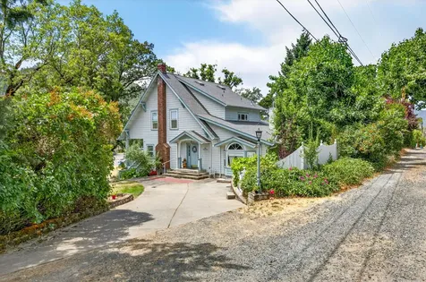 127 4th Avenue Gold Hill OR 97525