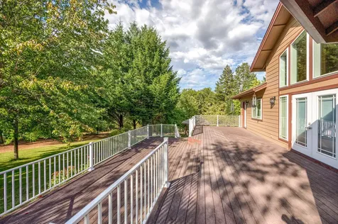 327 Whitestone Drive Grants Pass OR 97527
