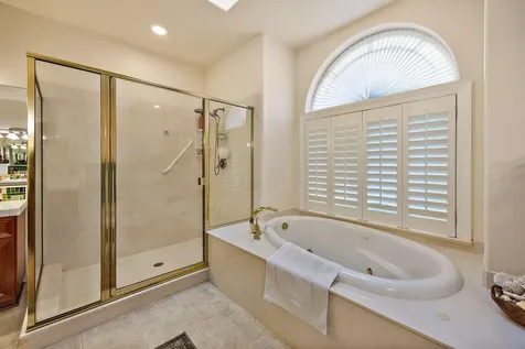 327 Whitestone Drive Grants Pass OR 97527