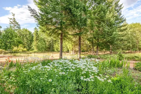 327 Whitestone Drive Grants Pass OR 97527