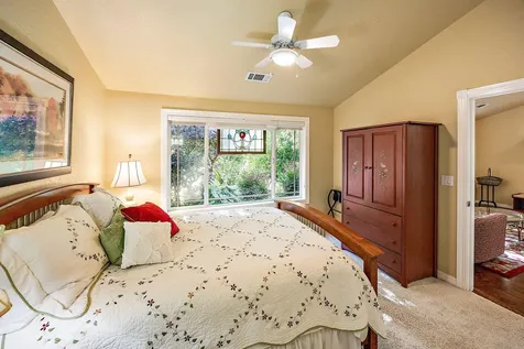327 Whitestone Drive Grants Pass OR 97527