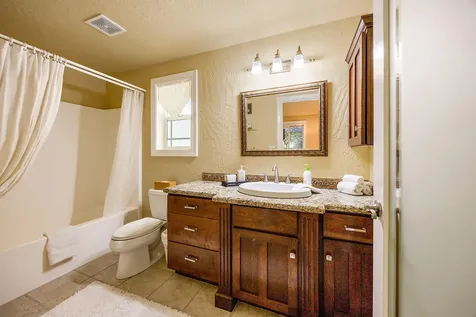 327 Whitestone Drive Grants Pass OR 97527