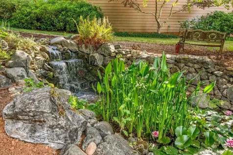 327 Whitestone Drive Grants Pass OR 97527