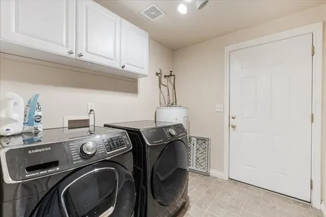 2555 SW Timber Avenue Redmond OR 97756