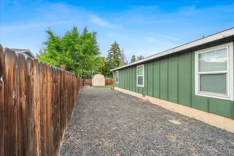 2555 SW Timber Avenue Redmond OR 97756