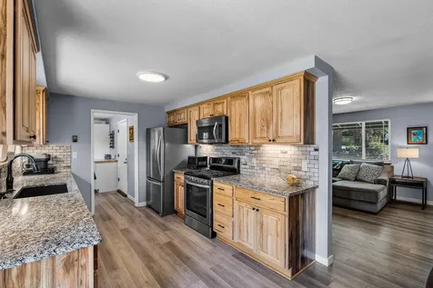 135 SE 16th Street Bend OR 97702