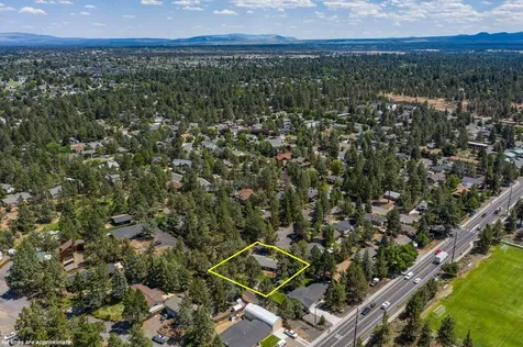 135 SE 16th Street Bend OR 97702