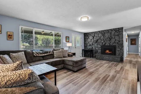 135 SE 16th Street Bend OR 97702