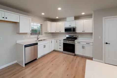 2536 SW Volcano Avenue Redmond OR 97756