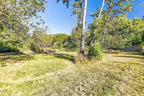 19560 Williams Highway Williams OR 97544