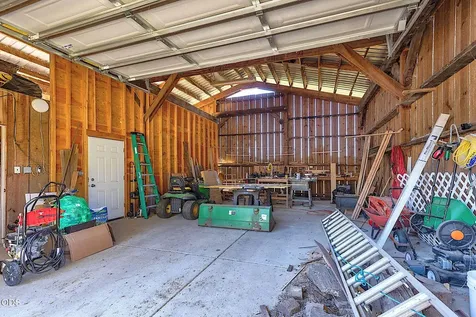 19560 Williams Highway Williams OR 97544