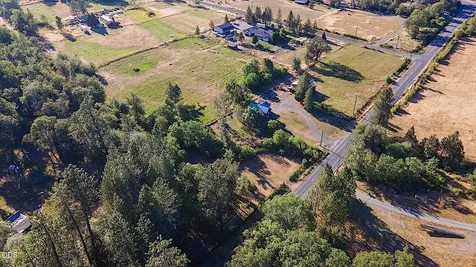 19560 Williams Highway Williams OR 97544