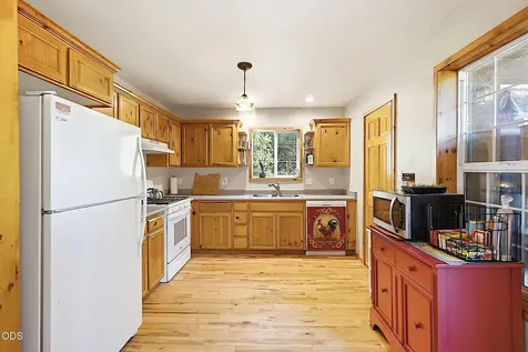 19560 Williams Highway Williams OR 97544