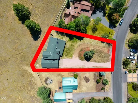 13751 SW Meadow View Drive Camp Sherman OR 97730