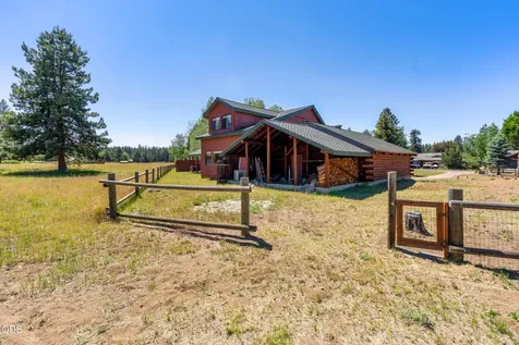 13751 SW Meadow View Drive Camp Sherman OR 97730