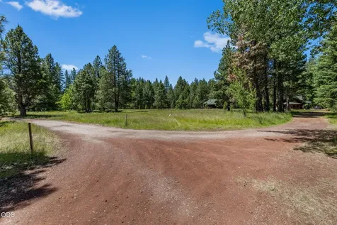 26104 SW Pine Drive Camp Sherman OR 97730