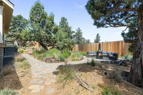 615 NW 89th Street Redmond OR 97756