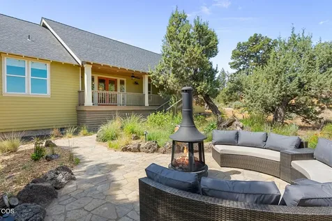 615 NW 89th Street Redmond OR 97756