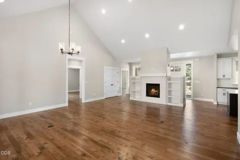 615 NW 89th Street Redmond OR 97756