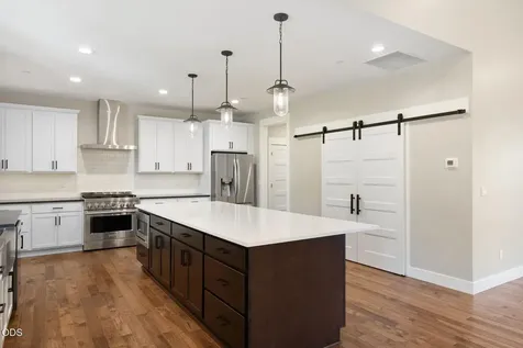 615 NW 89th Street Redmond OR 97756