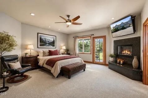 67480 Cloverdale Road Bend OR 97703