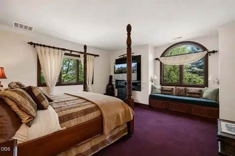 67480 Cloverdale Road Bend OR 97703
