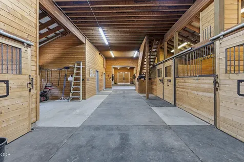 67480 Cloverdale Road Bend OR 97703