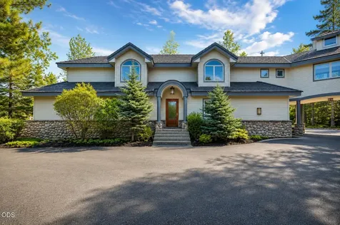 67480 Cloverdale Road Bend OR 97703