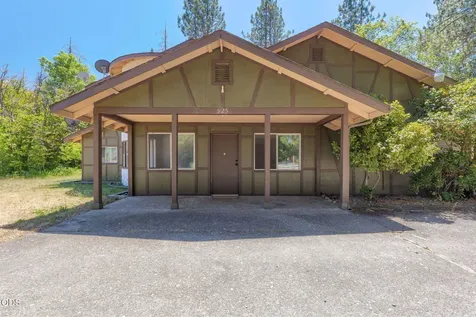 925 Meadow View Drive Williams OR 97544
