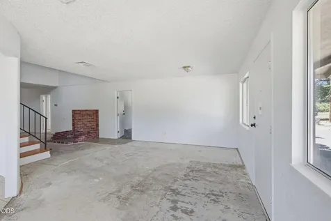 925 Meadow View Drive Williams OR 97544