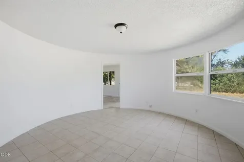 925 Meadow View Drive Williams OR 97544
