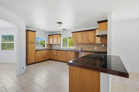 925 Meadow View Drive Williams OR 97544