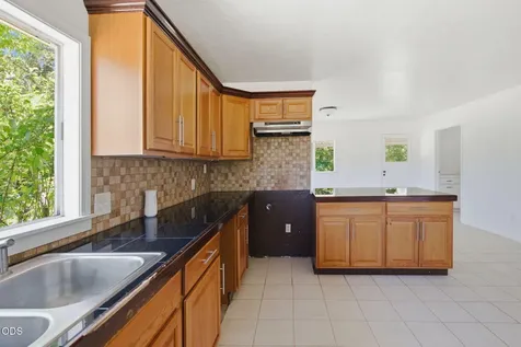 925 Meadow View Drive Williams OR 97544