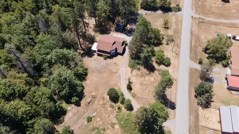 925 Meadow View Drive Williams OR 97544